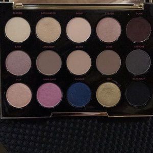 Like New Urban Decay Gwen Stefani palette